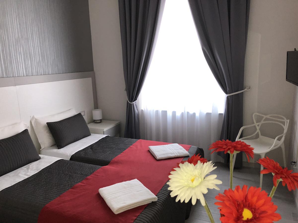 Chiaia Guest House Napels Buitenkant foto