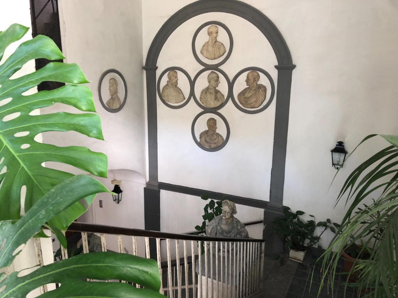Chiaia Guest House Napels Buitenkant foto